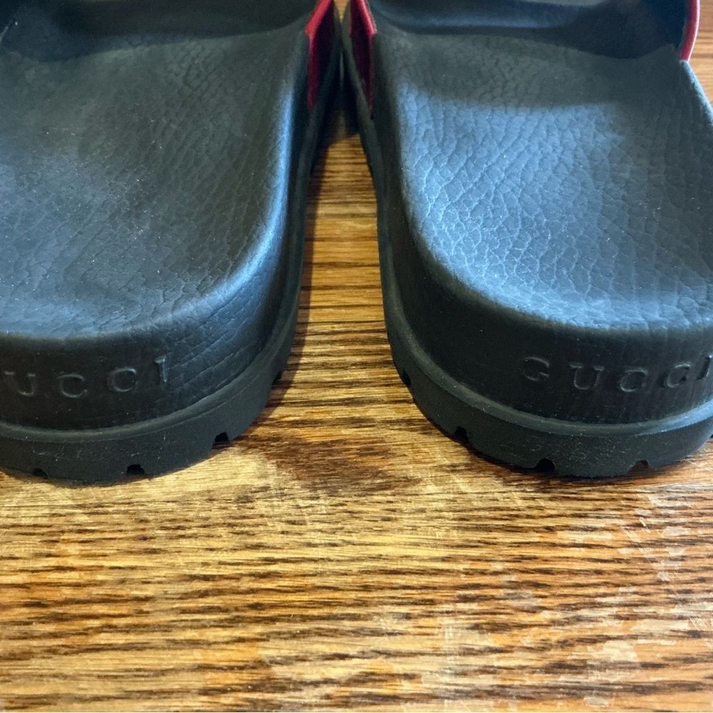 Gucci Signature Slides - Picture 5 of 8
